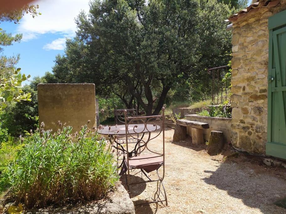 Sous les Chênes Vila Peypin-d'Aigues Exterior foto